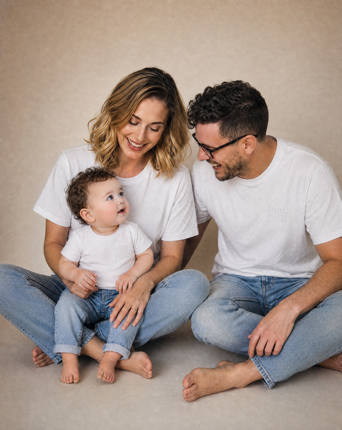 Punkt. T-Shirts für die ganze Familie — Mama. Papa. Mini. | Laurimi.